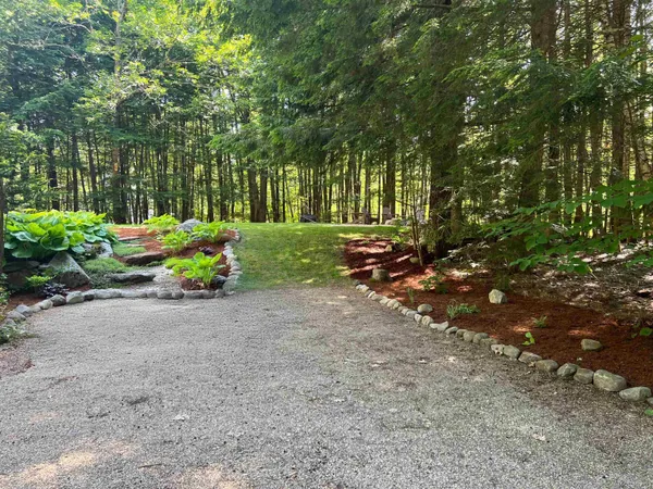 $585,000 | 66 St Gallen Street, Moultonborough, NH 03254