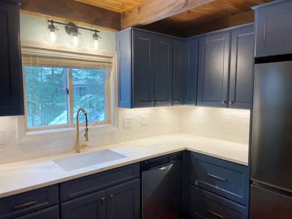 $585,000 | 66 St Gallen Street, Moultonborough, NH 03254