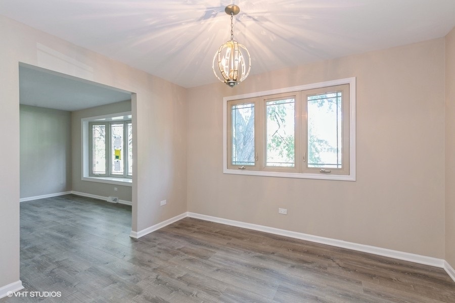 560 Linden Road Frankfort, IL 60423 - Photo 4 of 15 a view of an entryway with wooden floor