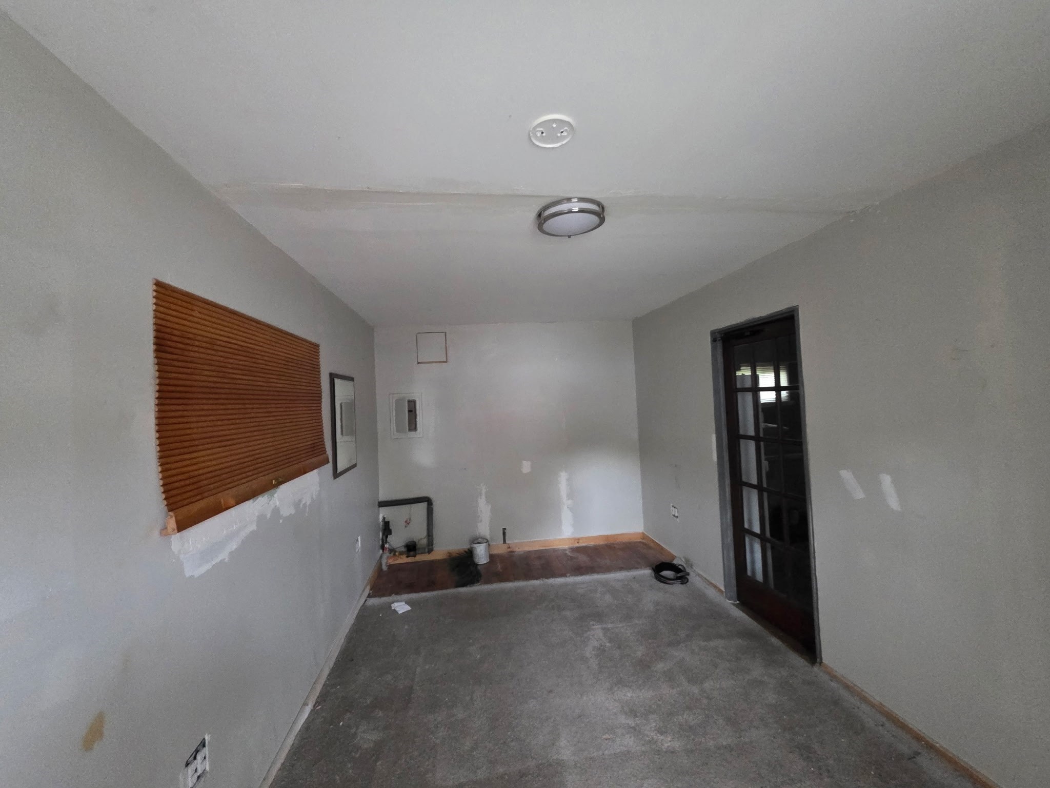 57 Home Street Springfield, MA 01104 - Photo 4 of 6 Gallery Image 4