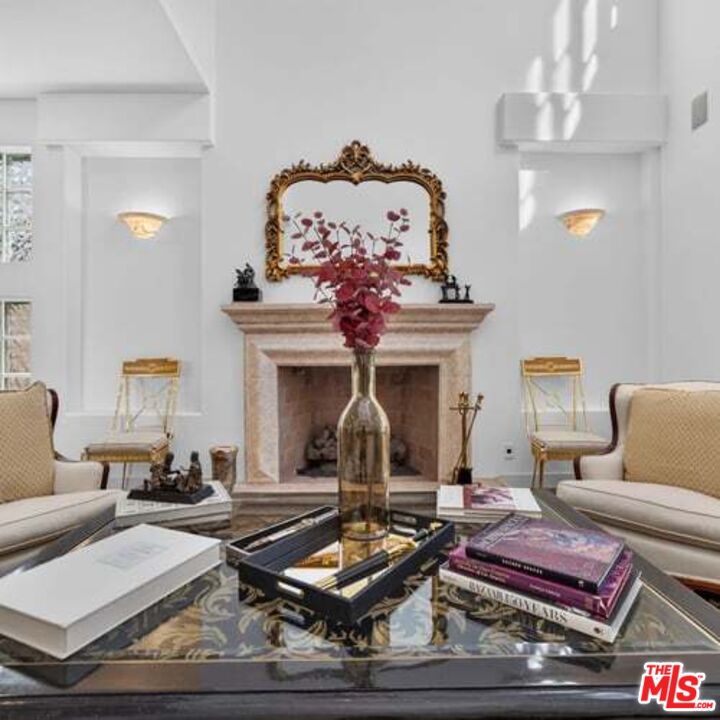 12699 Promontory Road Los Angeles, CA 90049 - Photo 11 of 69 Gallery Image 11