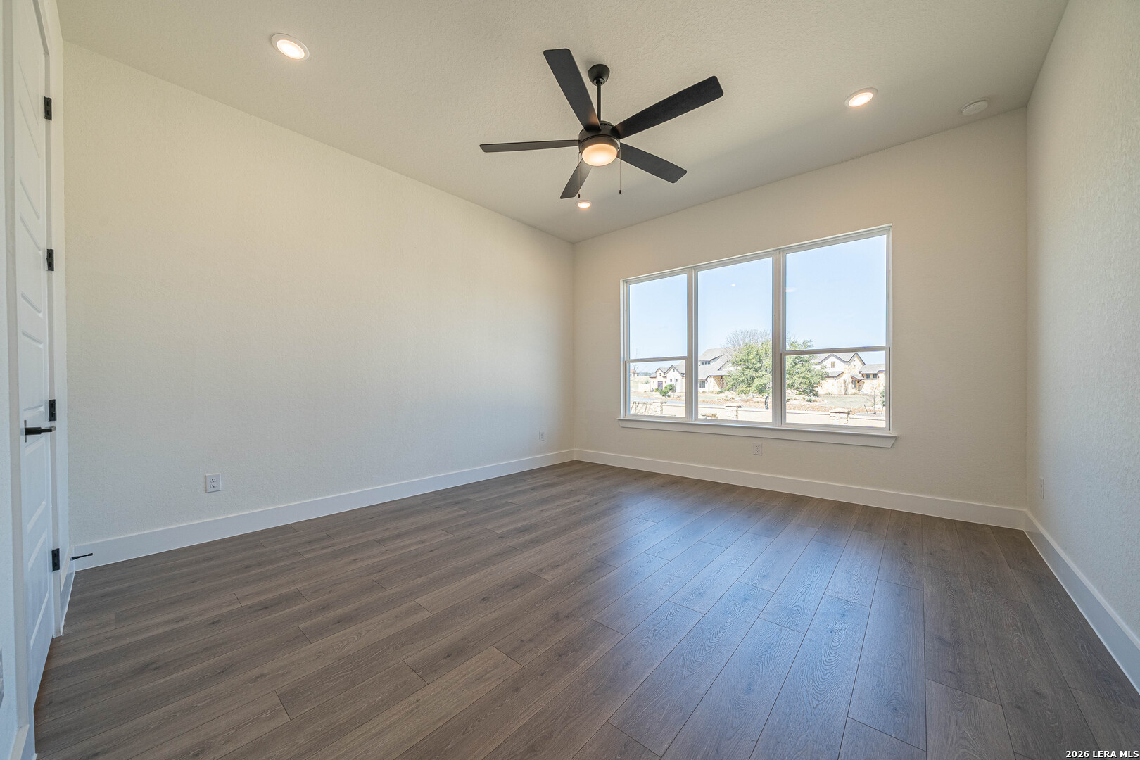 2044 Toscano Way Kerrville, TX 78028 - Photo 18 of 30 Gallery Image 18