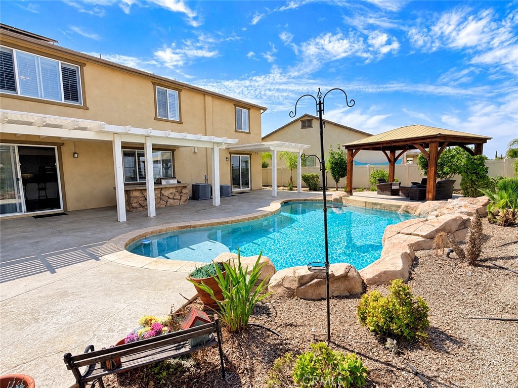 13122 Capricornio Street Riverside, CA 92503 - Photo 40 of 48 Gallery Image 40