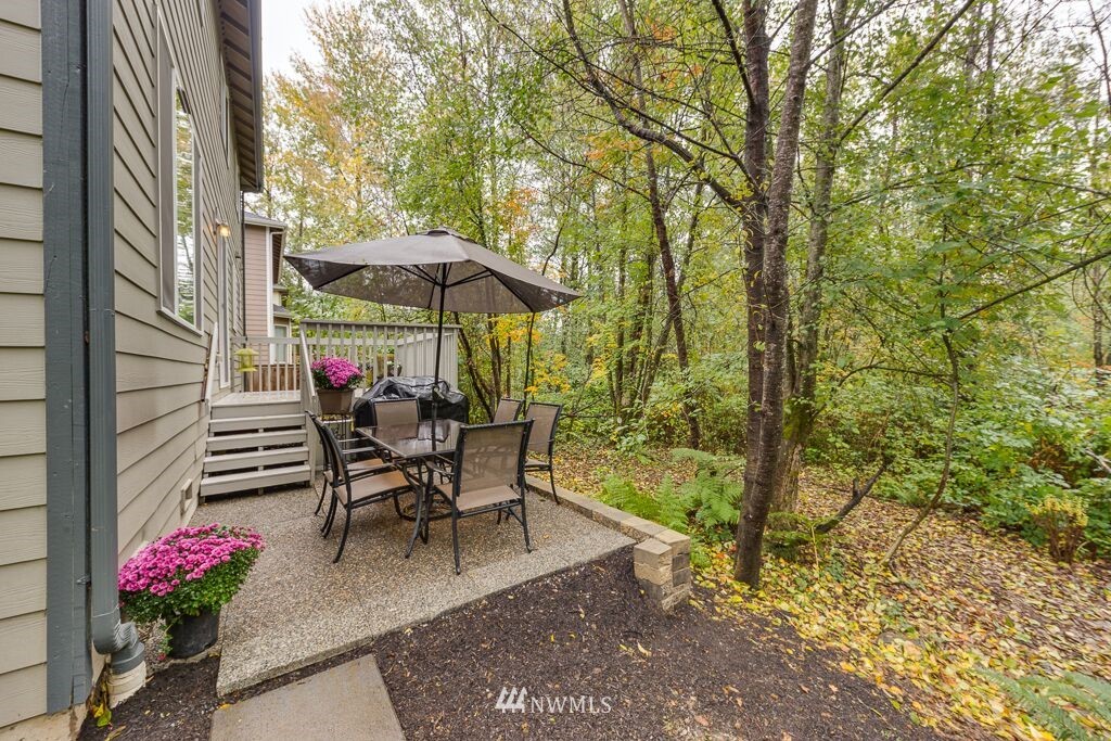 3818 161st Place Southeast Bothell, WA 98012 - Photo 3 of 24 Gallery Image 3