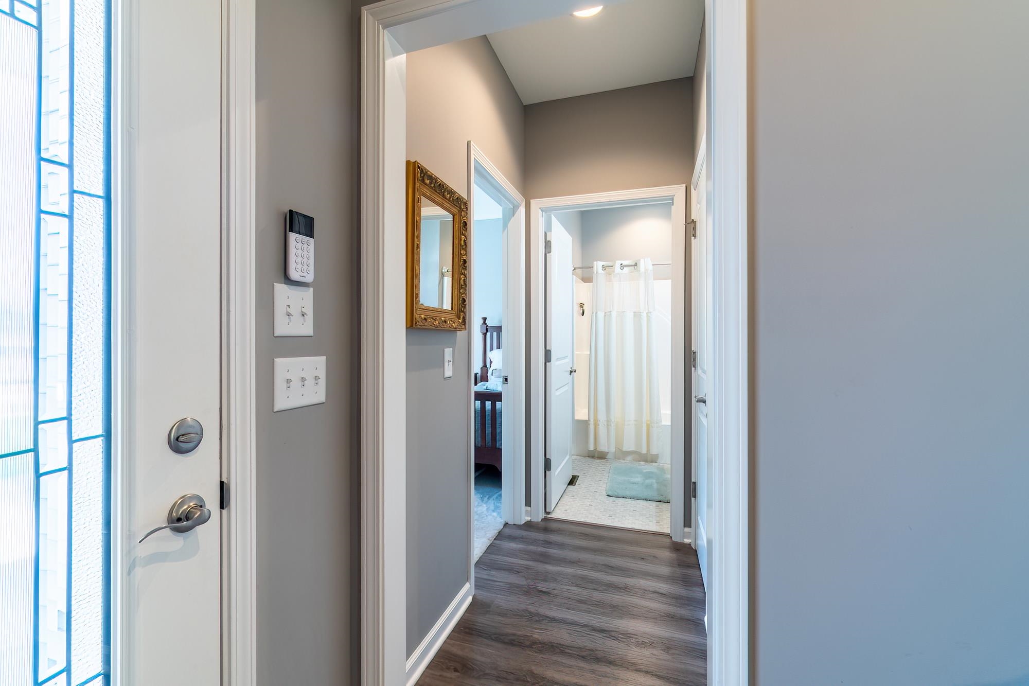 9804 Oak Trail Road Fort Wayne, IN 46825 - Photo 4 of 36