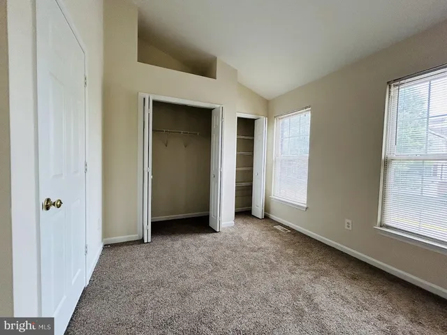 $2,650 | 20865 Sandstone Square, Sterling, VA 20165