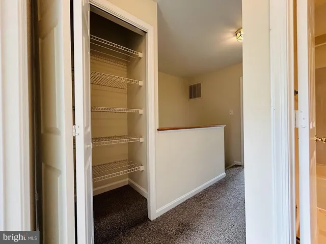 $2,650 | 20865 Sandstone Square, Sterling, VA 20165