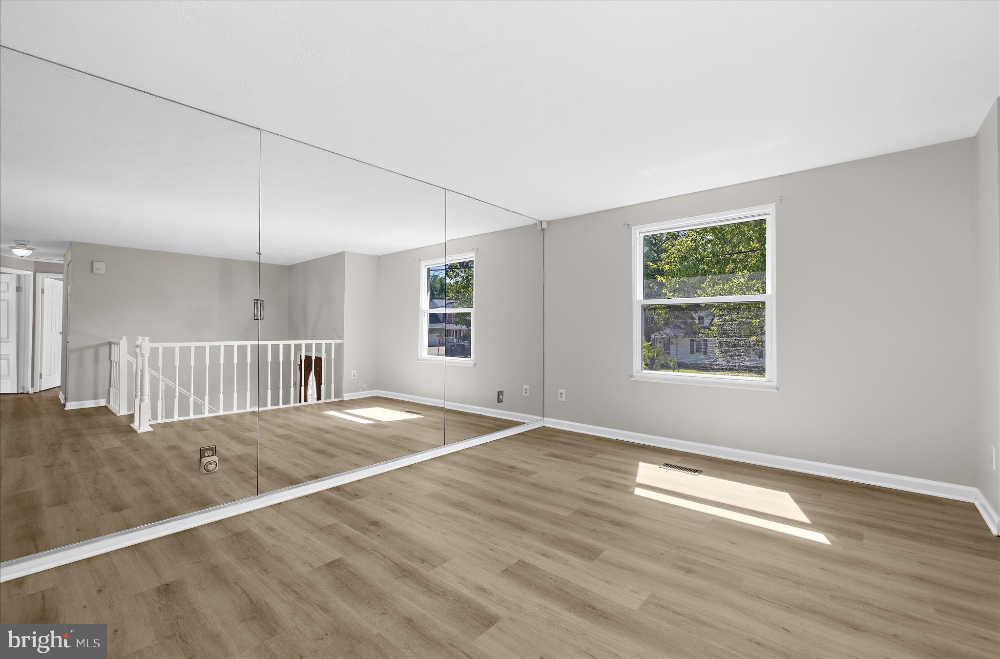 7854 Tick Neck Road Pasadena, MD 21122 - Photo 6 of 55