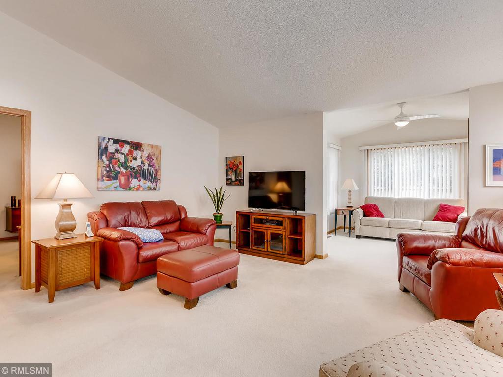 515 Buffalo Run Road Buffalo, MN 55313 - Photo 3 of 29 Gallery Image 3