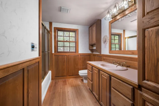 $599,999 | 31 Clay Hill Road, York, ME 03902