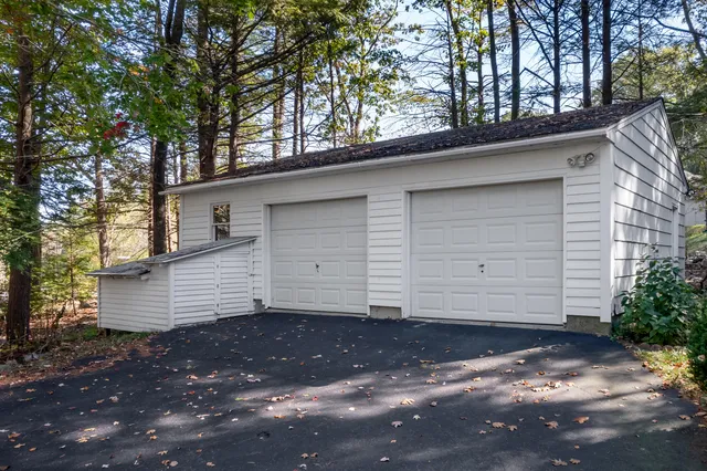 $599,999 | 31 Clay Hill Road, York, ME 03902