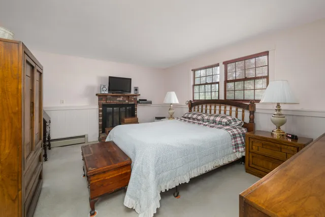 $599,999 | 31 Clay Hill Road, York, ME 03902