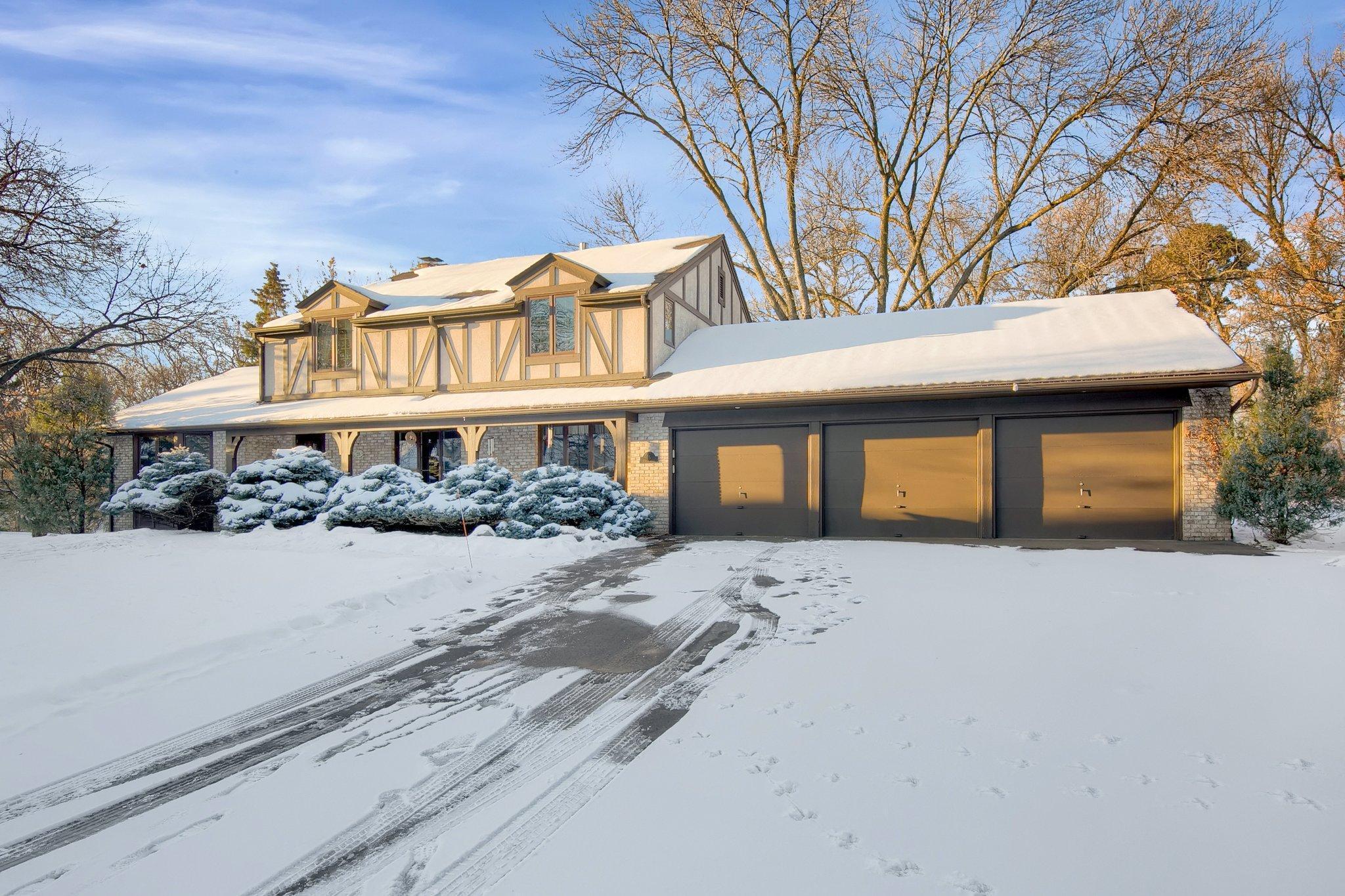 25 Cooper Circle Edina, MN 55436 - Photo 3 of 61