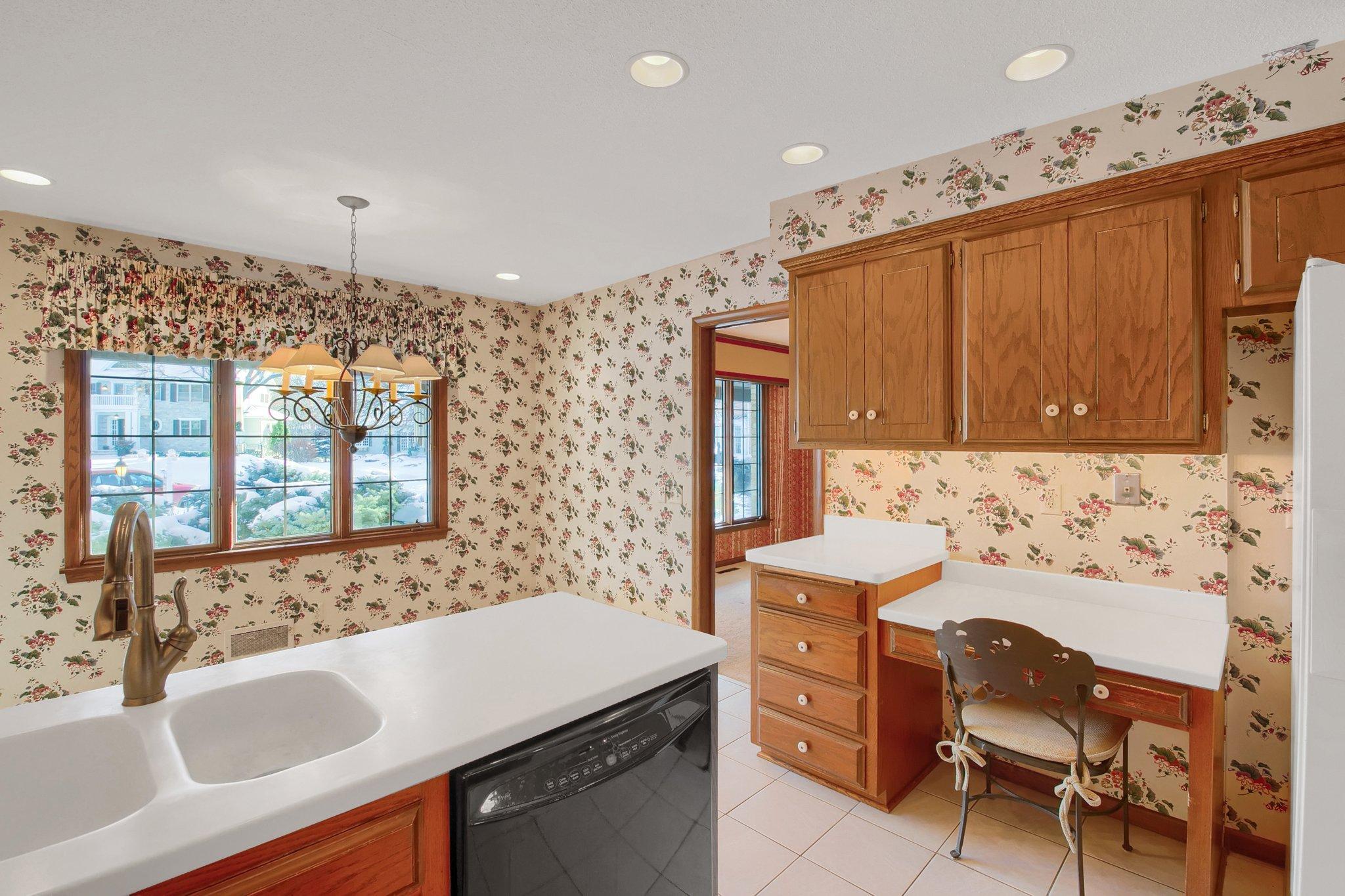 25 Cooper Circle Edina, MN 55436 - Photo 33 of 61