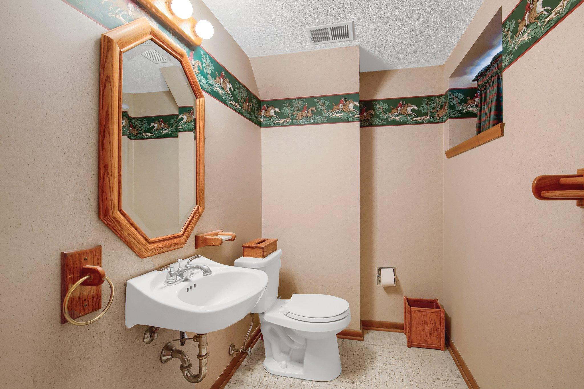 25 Cooper Circle Edina, MN 55436 - Photo 56 of 61