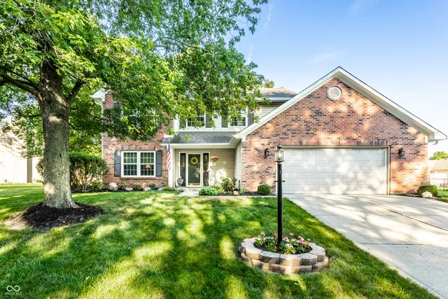 $319,900 | 486 Hyannis Drive, Avon, IN 46123