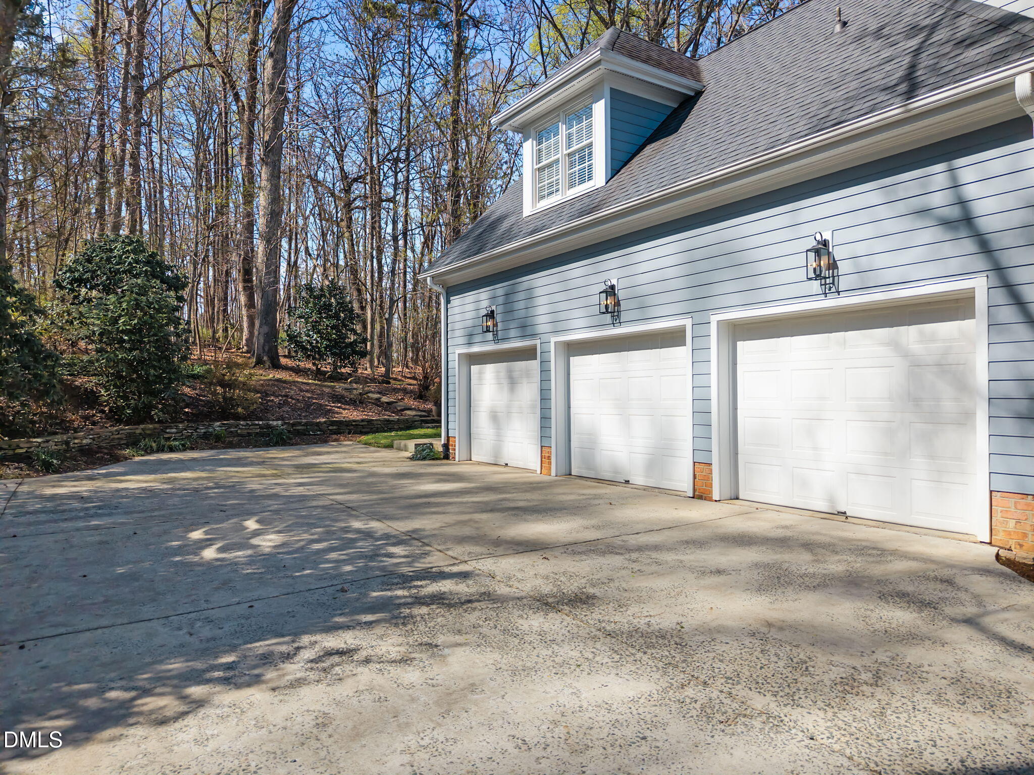 111 Lake Ridge Place Chapel Hill, NC 27516 - Photo 7 of 84 a front view of a house with a yard