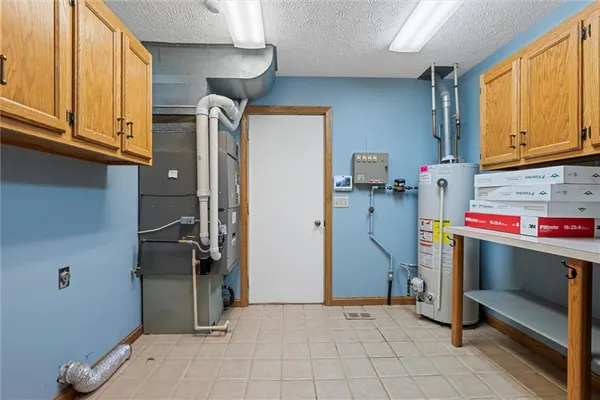 $279,900 | 195 Jonathan Place, Hermitage, PA 16148