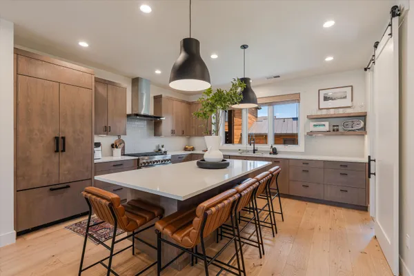 $1,450,000 | 61312 Mcroberts Ln Bend, Bend, OR 97702