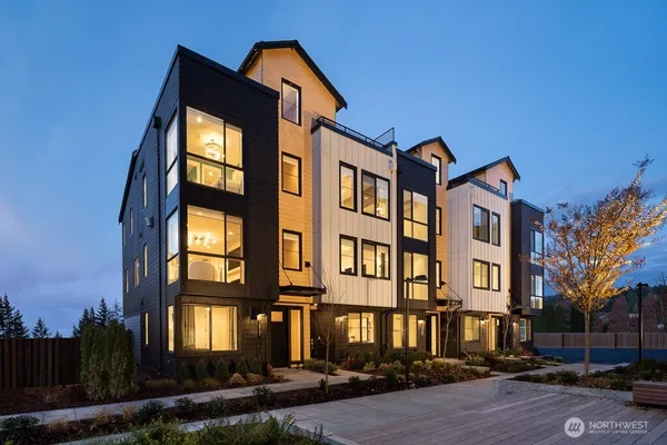 $1,289,000 | 13371 Northeast 175th Place, Unit 30, Woodinville, WA 98072