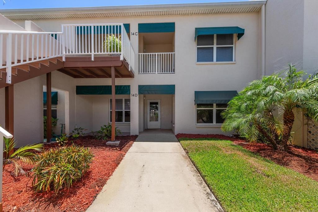 6330 99th Way North, Unit 14D Seminole, FL 33708 - Photo 3 of 35