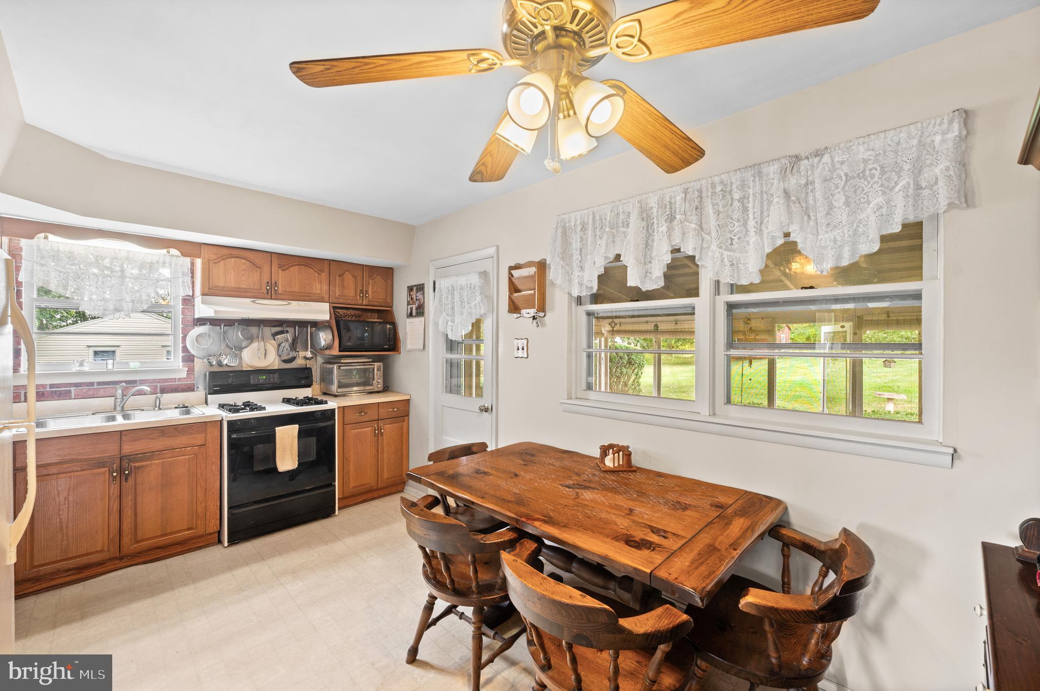 1622 Branch Road Perkasie, PA 18944 - Photo 12 of 40 Gallery Image 12