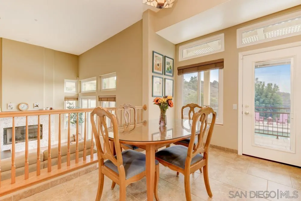 1978 Monarch Ridge Circle El Cajon, CA 92019 - Photo 11 of 46 Gallery Image 11