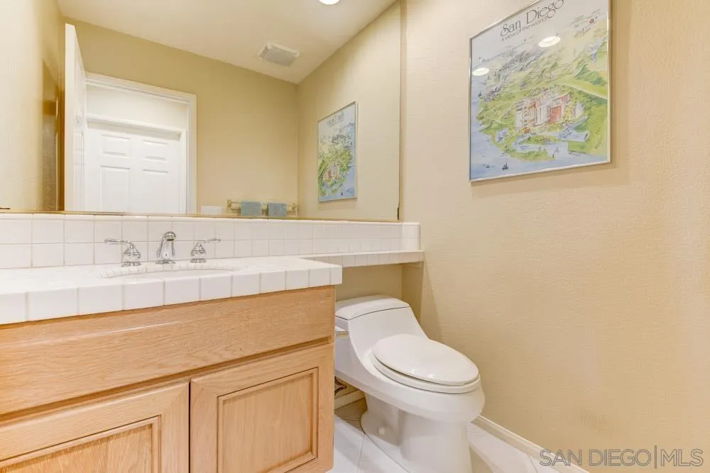 1978 Monarch Ridge Circle El Cajon, CA 92019 - Photo 24 of 46 Gallery Image 24