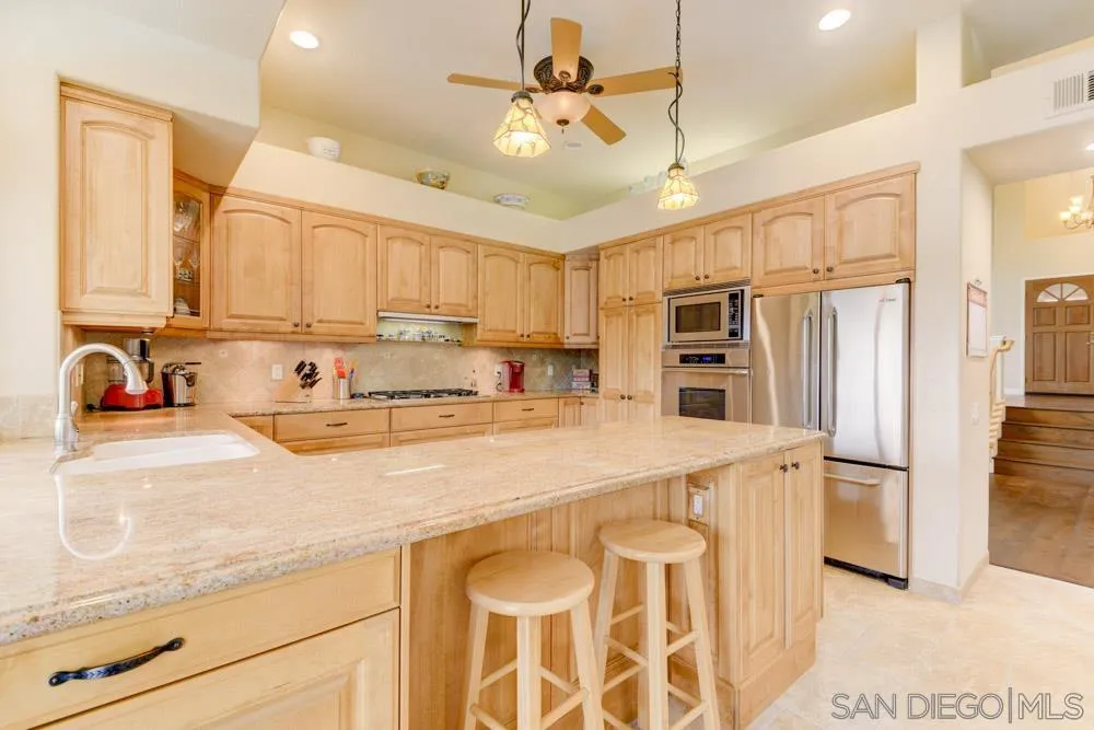 1978 Monarch Ridge Circle El Cajon, CA 92019 - Photo 9 of 46 Gallery Image 9