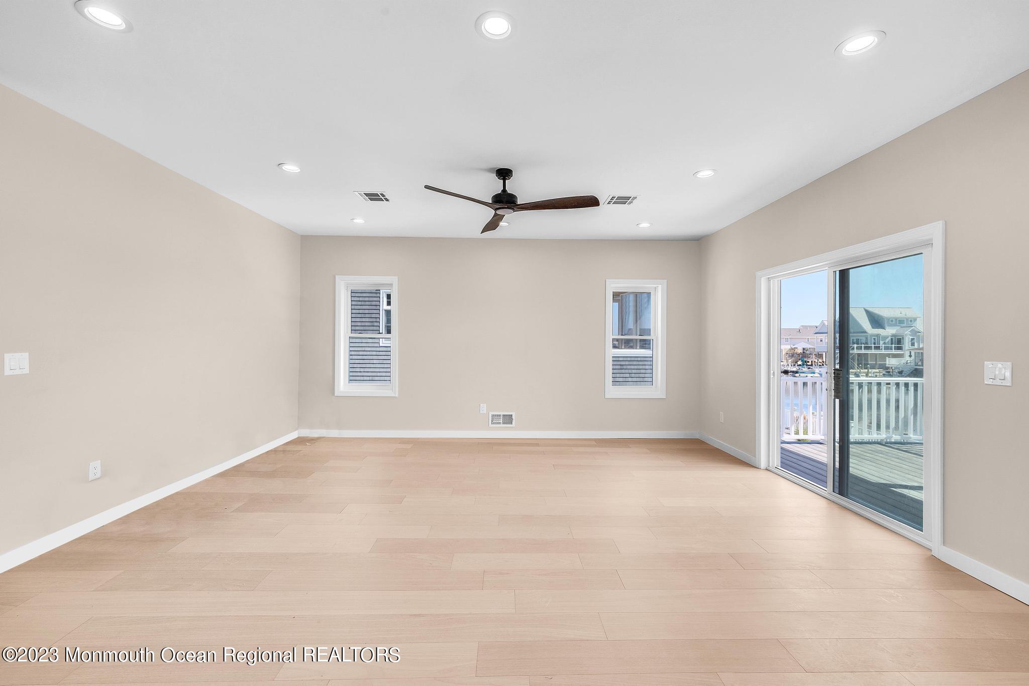 319 Kingfisher Road Tuckerton, NJ 08087 - Photo 25 of 66 R6__7930