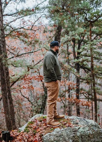 $995,000 | 1950 Lake Forest Drive, Park Hills, MO 63601