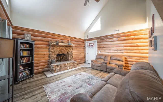 $995,000 | 1950 Lake Forest Drive, Park Hills, MO 63601