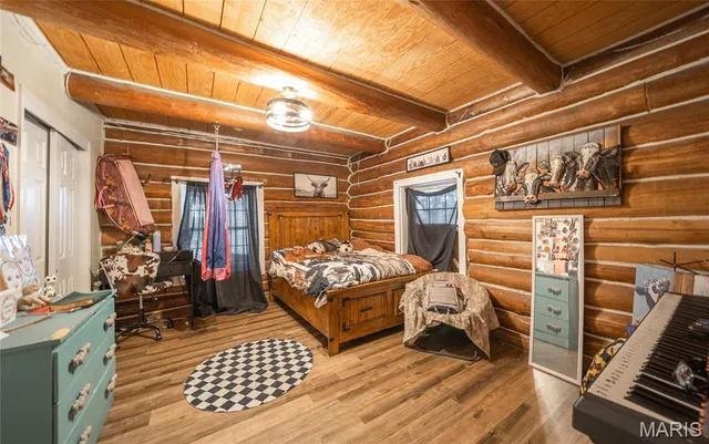 $995,000 | 1950 Lake Forest Drive, Park Hills, MO 63601