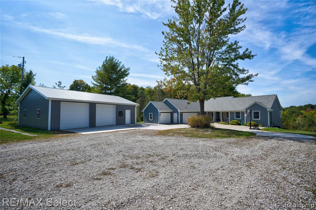 6056 Atlas Road Grand Blanc, MI 48439 - Photo 72 of 88