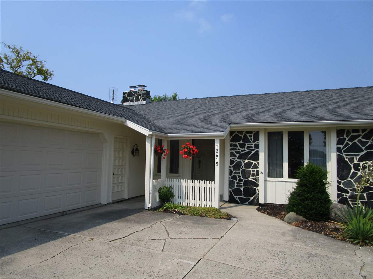 12615 Tonkel Road Fort Wayne, IN 46845 - Photo 16 of 30