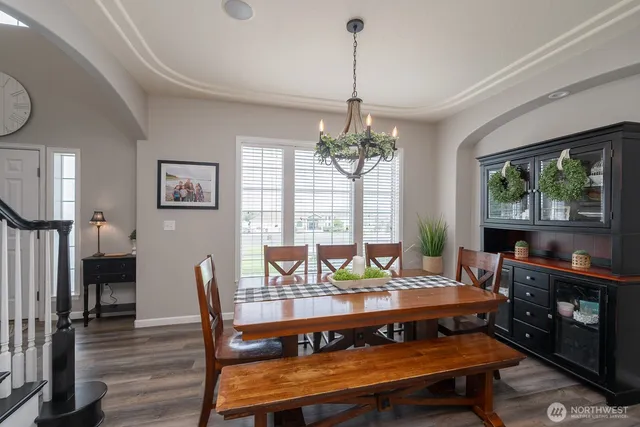 $699,000 | 331 Viewmont Drive Southeast, Moses Lake, WA 98837