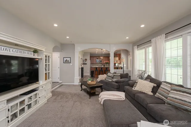 $699,000 | 331 Viewmont Drive Southeast, Moses Lake, WA 98837