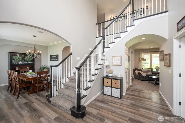 $699,000 | 331 Viewmont Drive Southeast, Moses Lake, WA 98837