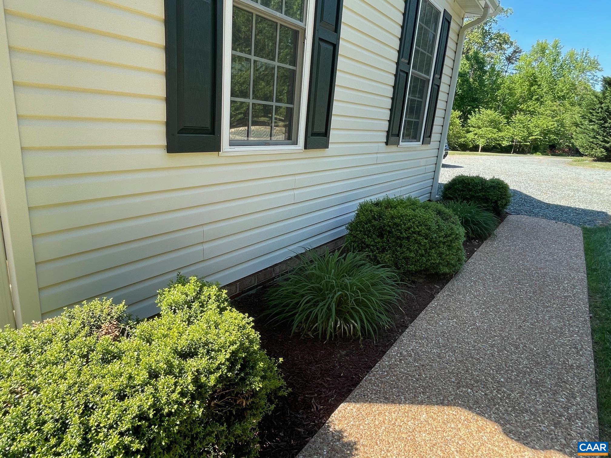 5589 3 Notch Road Louisa, VA 23093 - Photo 10 of 60