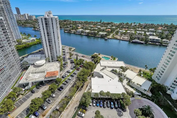 $549,000 | 20281 East Country Club Drive, Unit 2104, Aventura, FL 33180
