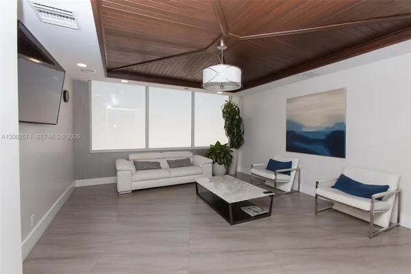 $549,000 | 20281 East Country Club Drive, Unit 2104, Aventura, FL 33180