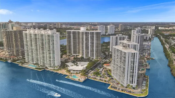 $549,000 | 20281 East Country Club Drive, Unit 2104, Aventura, FL 33180