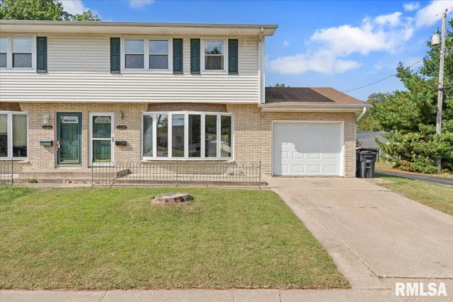 $100,000 | 1129 48th Street, Moline, IL 61265