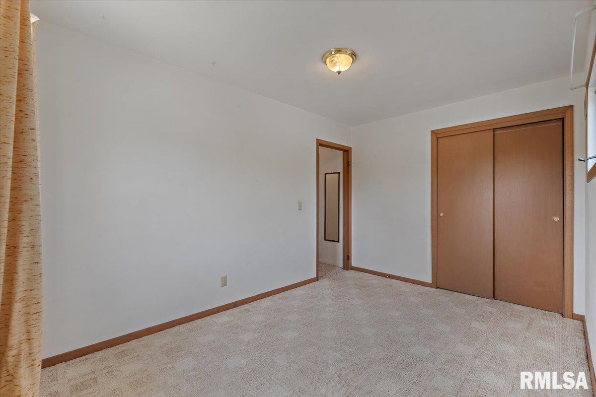 1129 48th Street Moline, IL 61265 - Photo 18 of 34