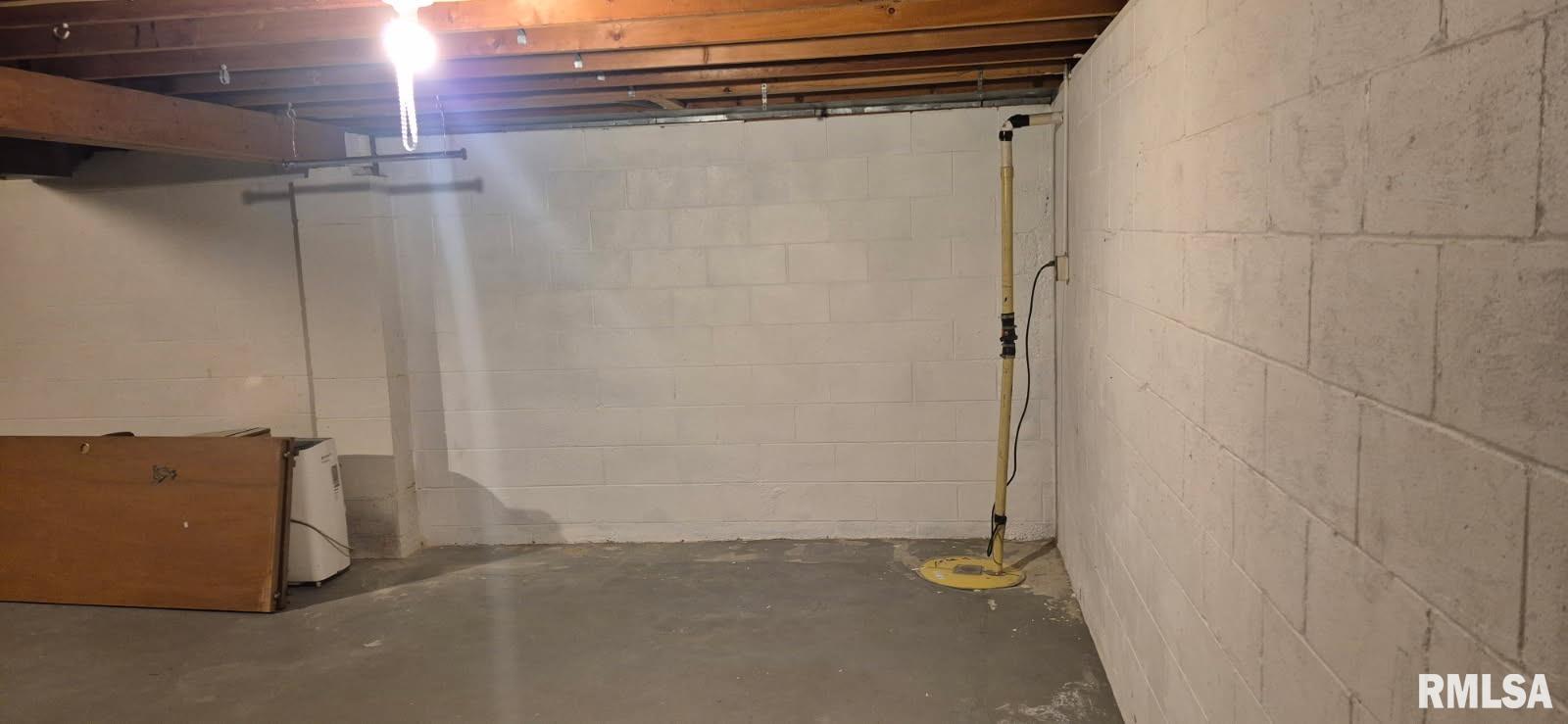 1129 48th Street Moline, IL 61265 - Photo 25 of 34