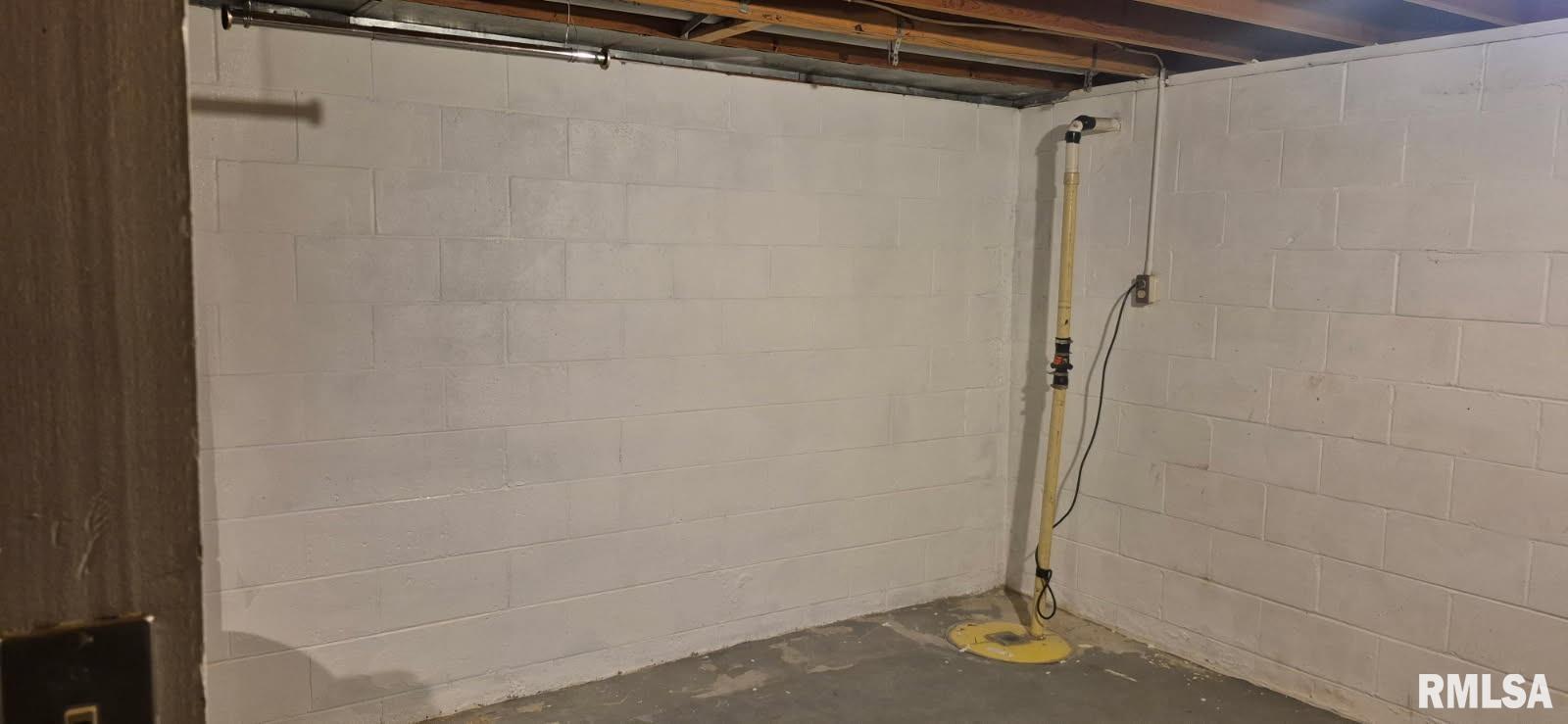 1129 48th Street Moline, IL 61265 - Photo 27 of 34