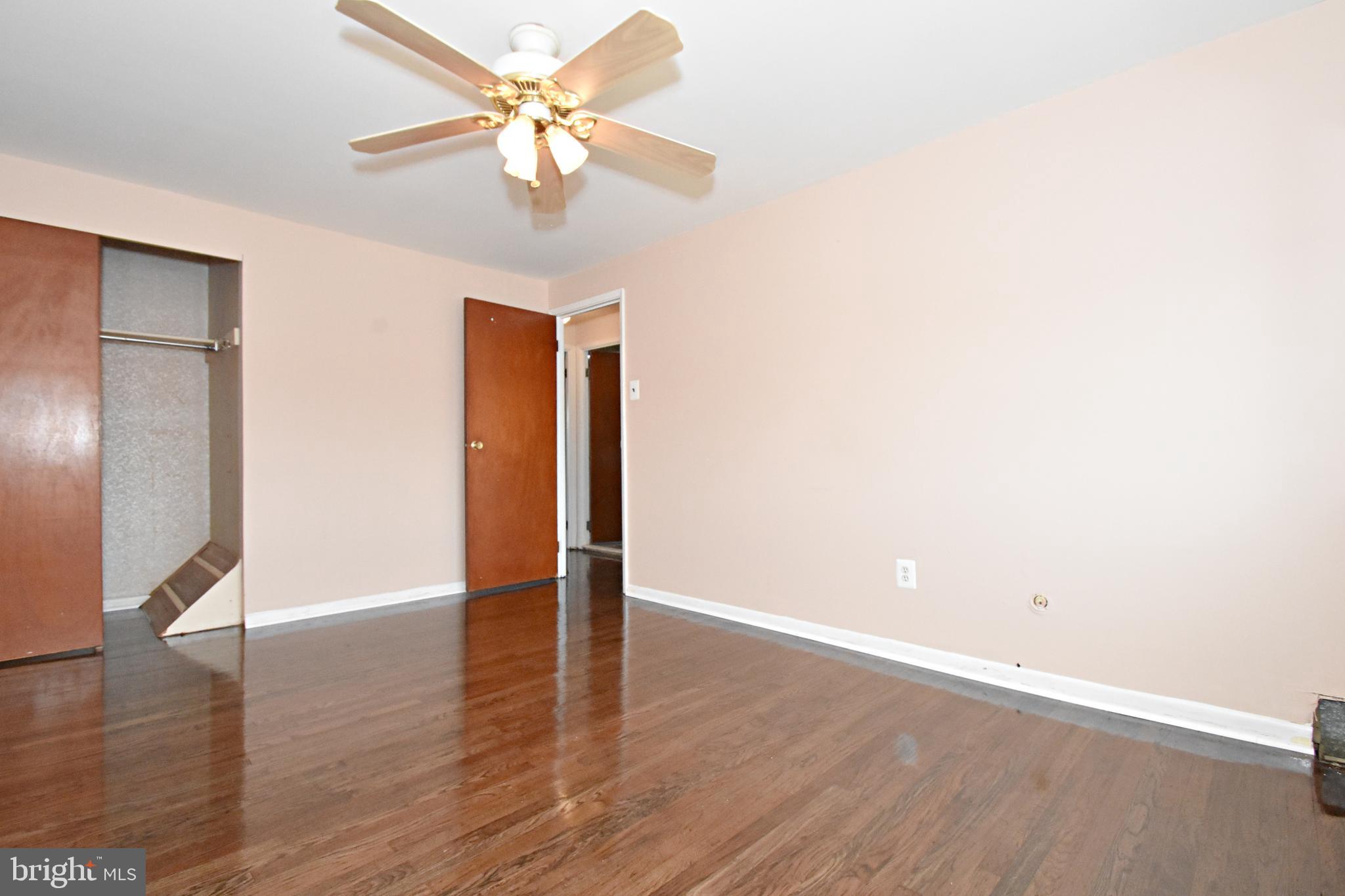 12410 Rambler Road Philadelphia, PA 19154 - Photo 23 of 36 Bedroom #2 closet