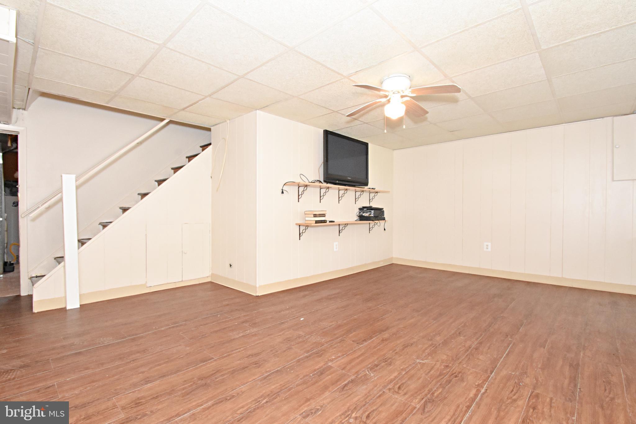 12410 Rambler Road Philadelphia, PA 19154 - Photo 26 of 36 Finished Basement