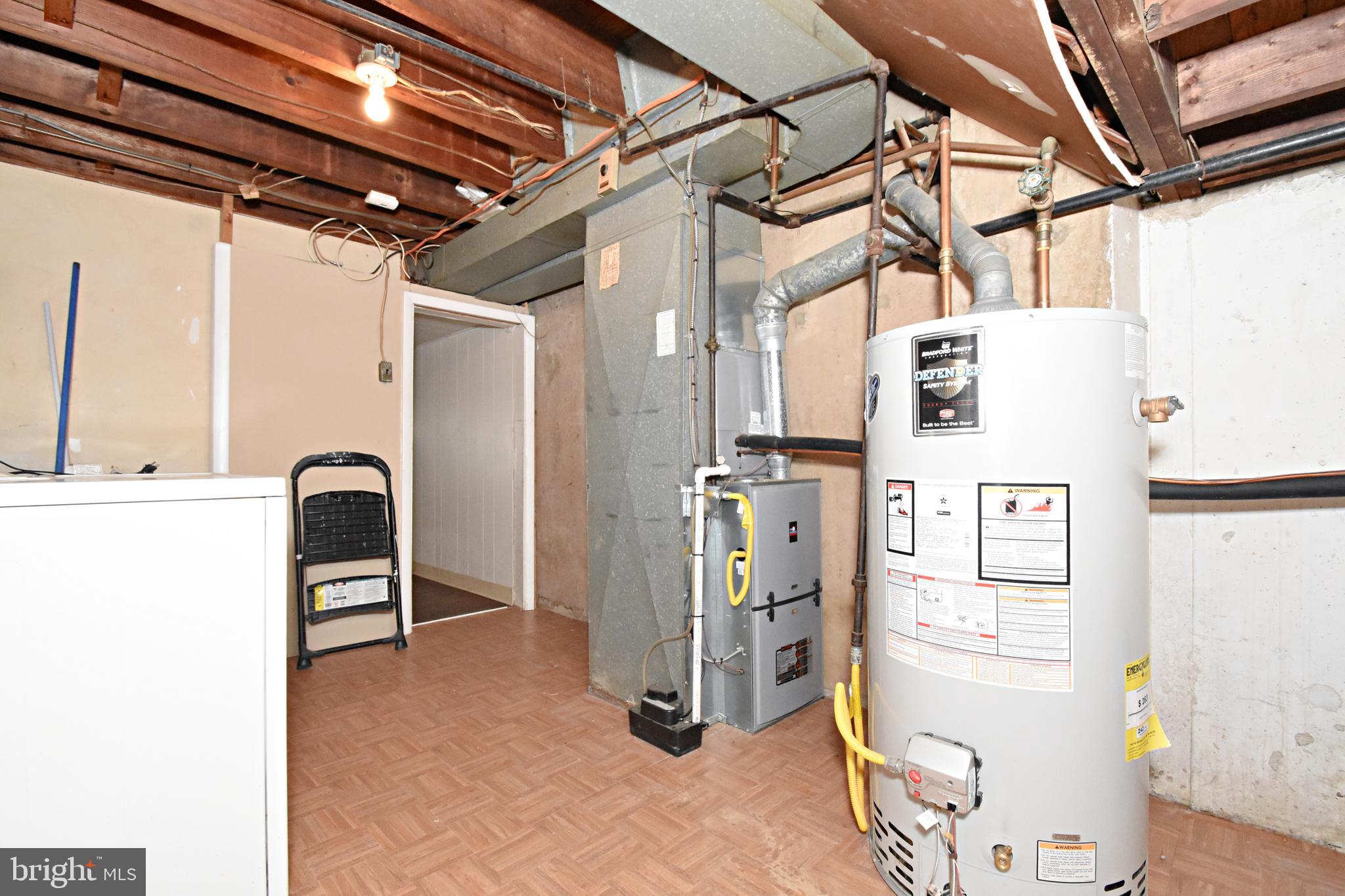 12410 Rambler Road Philadelphia, PA 19154 - Photo 31 of 36 Heater and Water heater