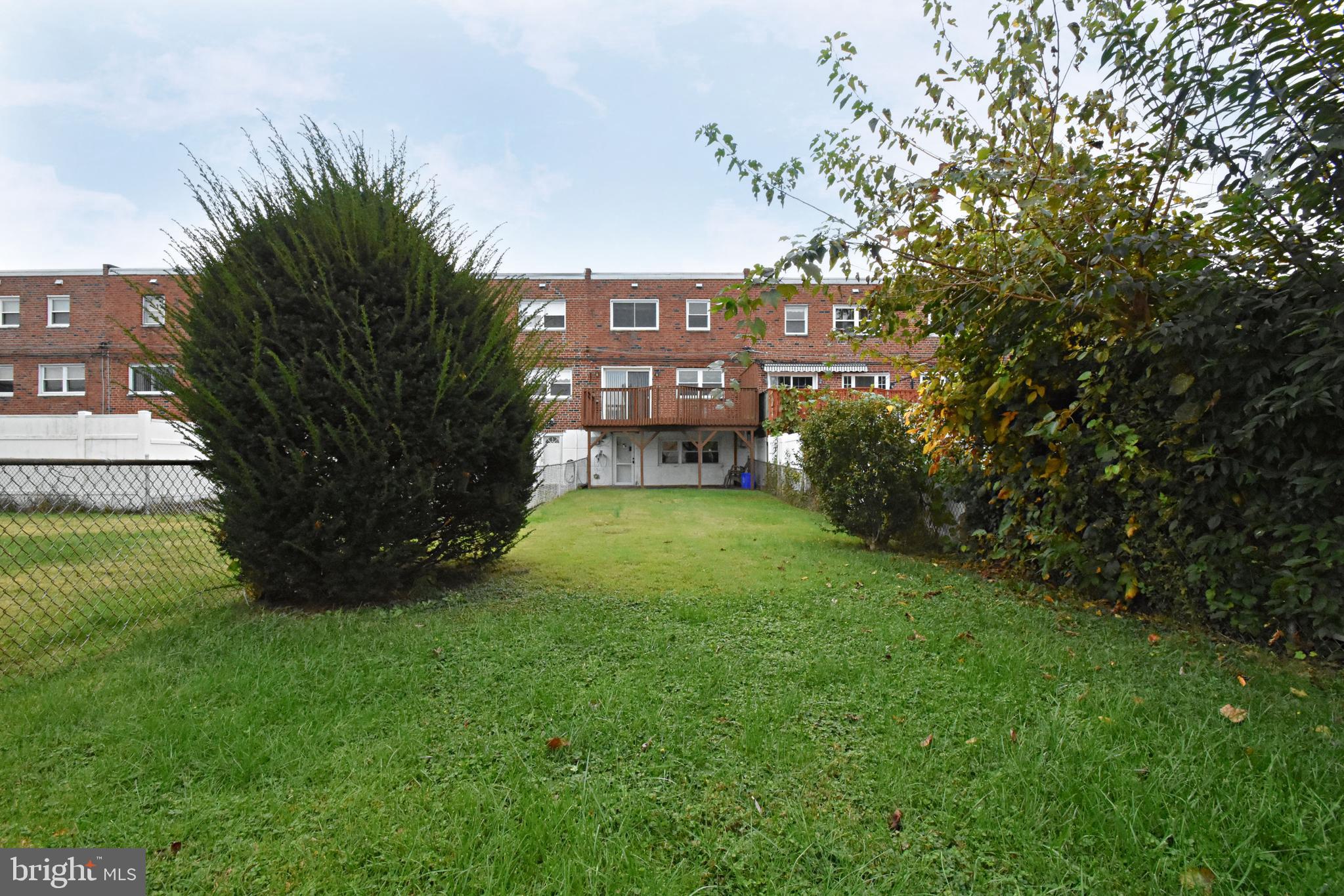 12410 Rambler Road Philadelphia, PA 19154 - Photo 36 of 36 More Yard